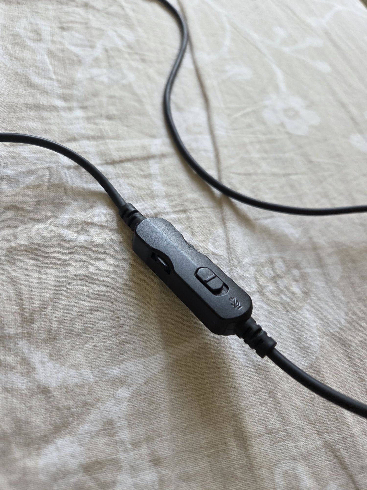 Продам Проводные игровые наушники HyperX Cloud Stinger Corе
