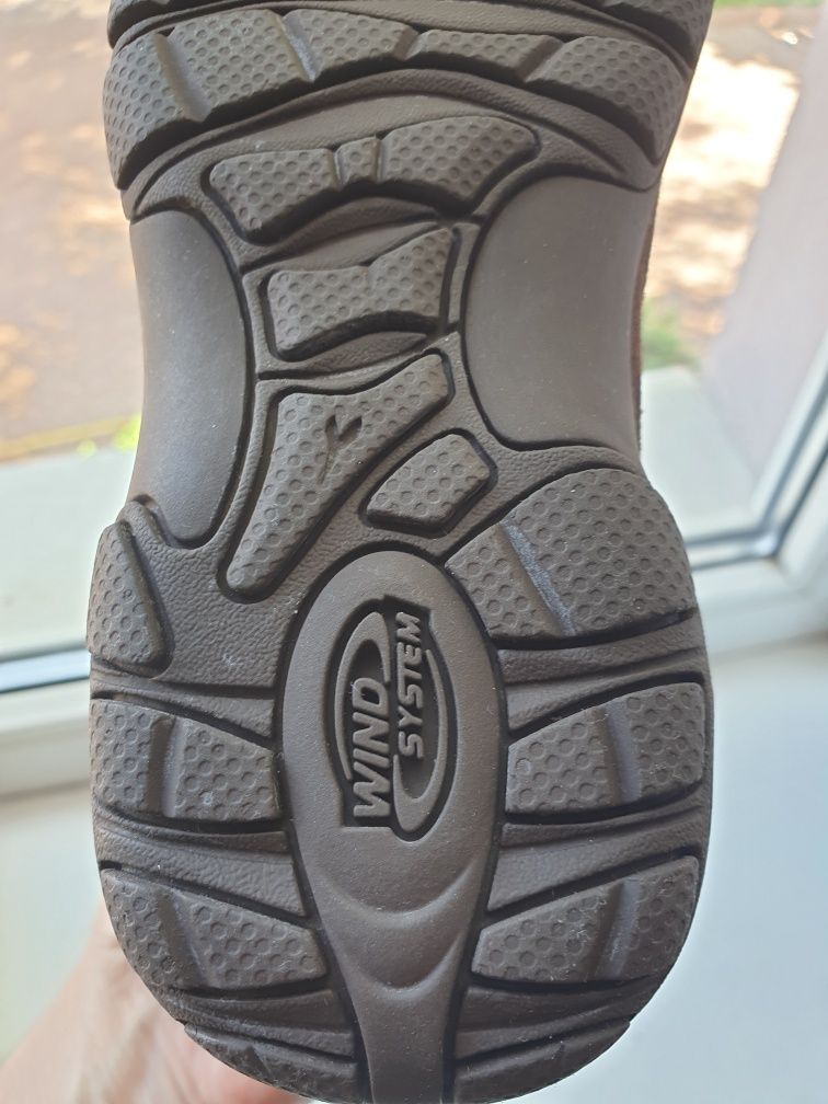 Детские новые ботинки Diadora. Натур замша.