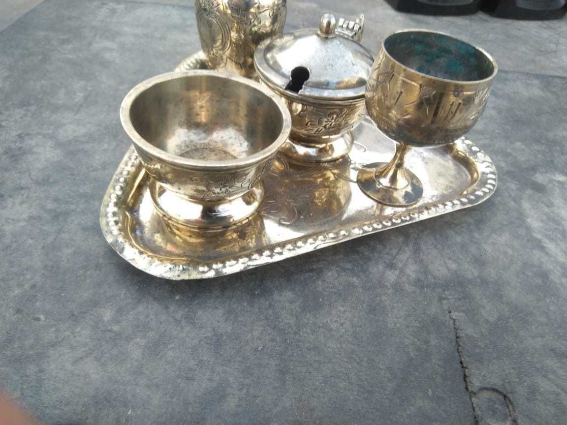 Продам раритетную посуду .