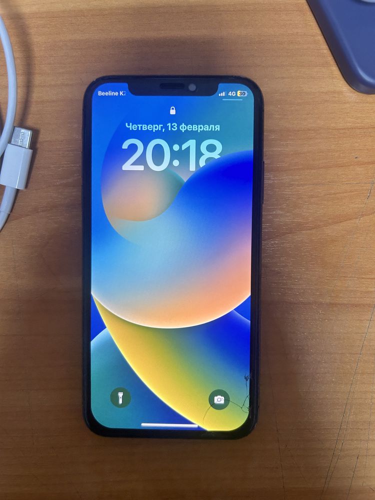 iphone X ( айфон 10 )