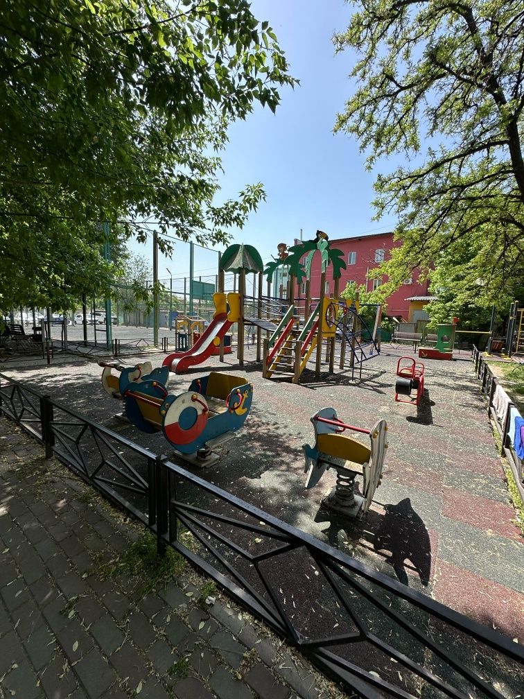 2-х комнатная квартира в Центре, по пр.Момышулы угол пр.Тауке Хана.
