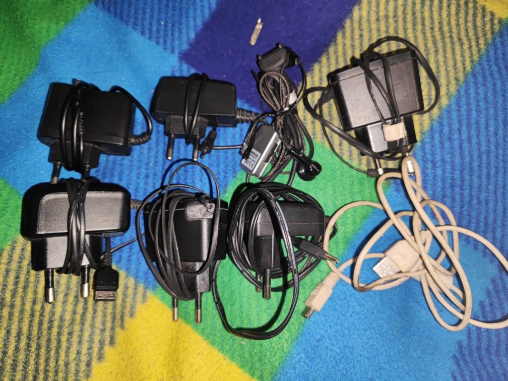 зарядки на Nokia/старые телефоны