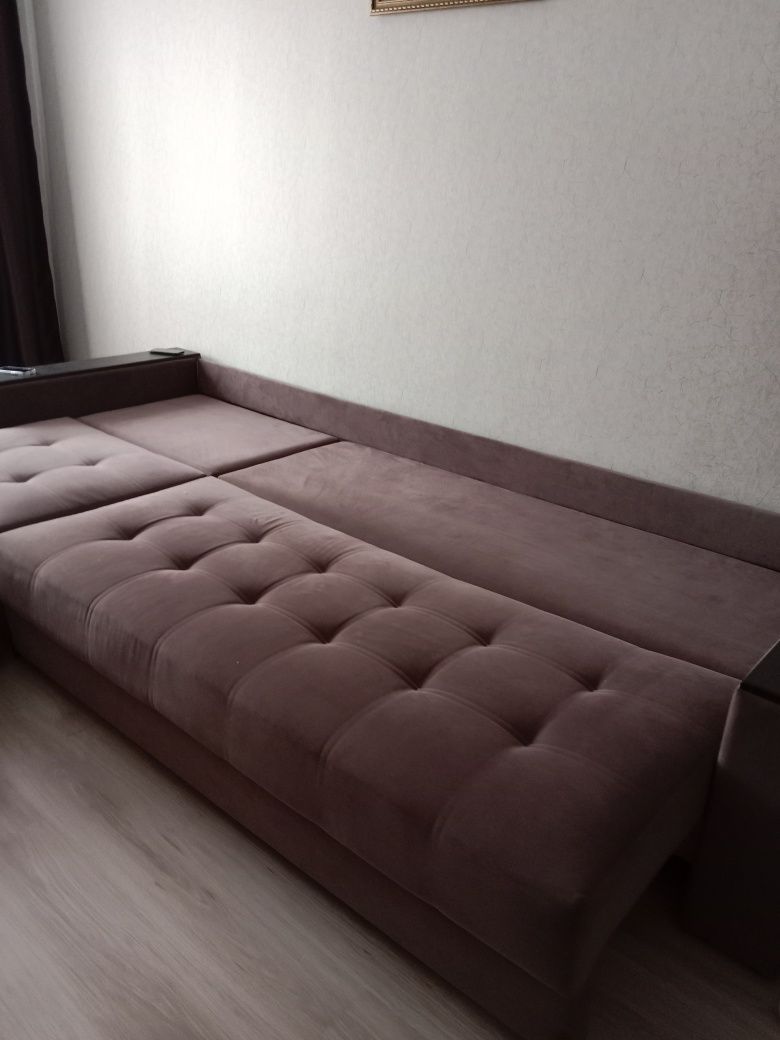 Срочно продается диван