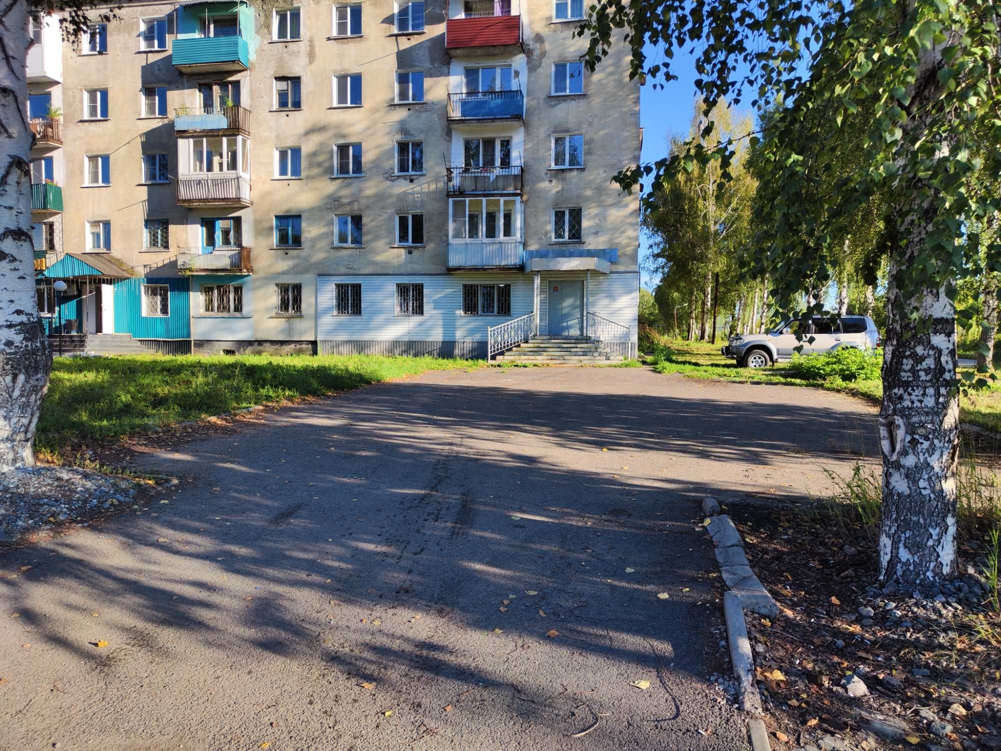 Продается магазин, расположен по адресу ул. Космонавтов 18