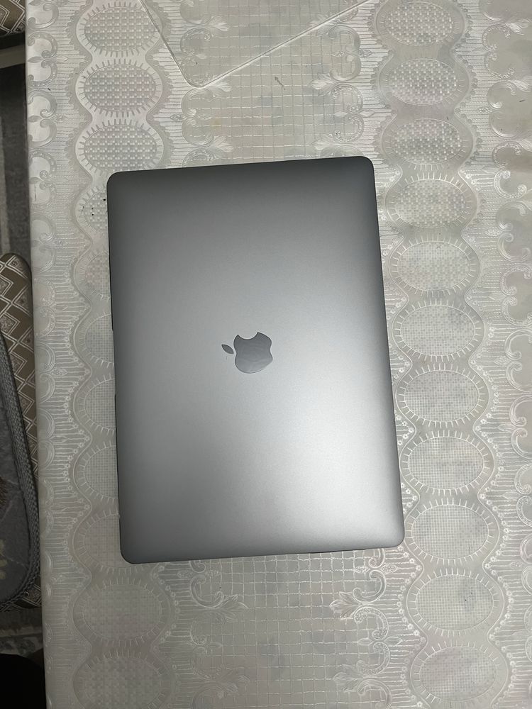 Macbook air 13 2020 m1