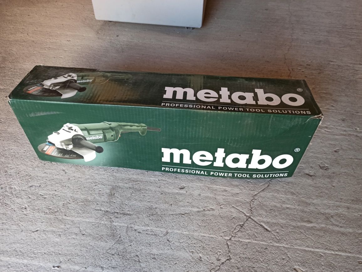 Угловая шлифмашина Metabo W 2200