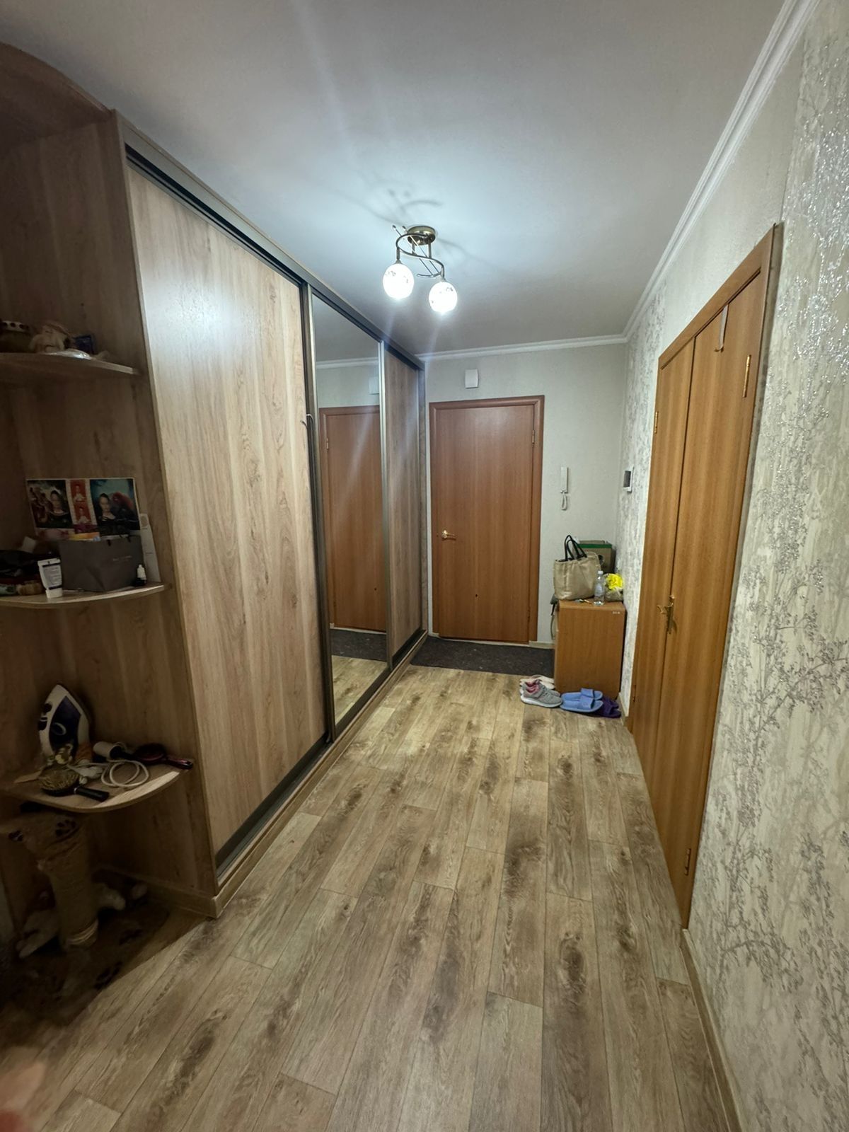 Кенесары 70а квартира