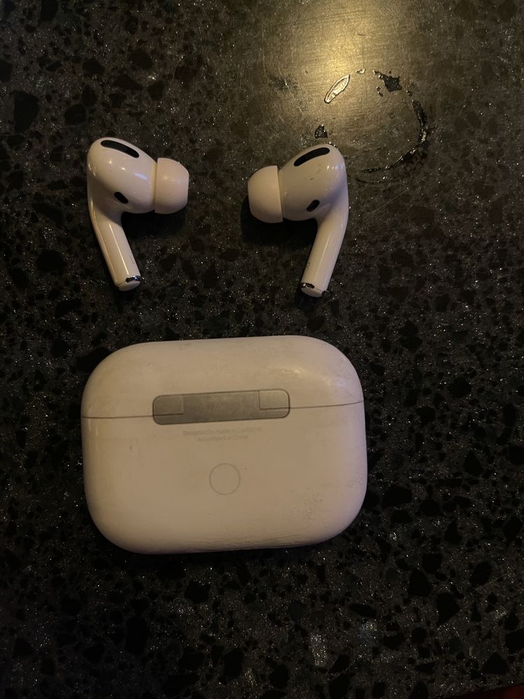 Airpods pro оригинальный