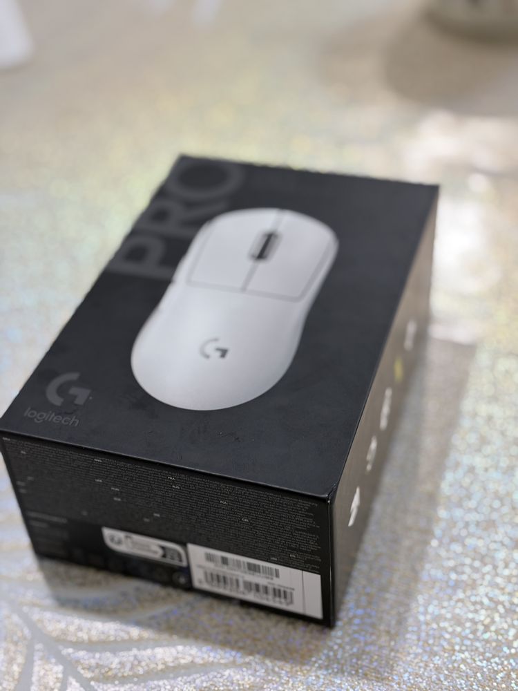Мышь Logitech G Pro X Superlight 2 белый