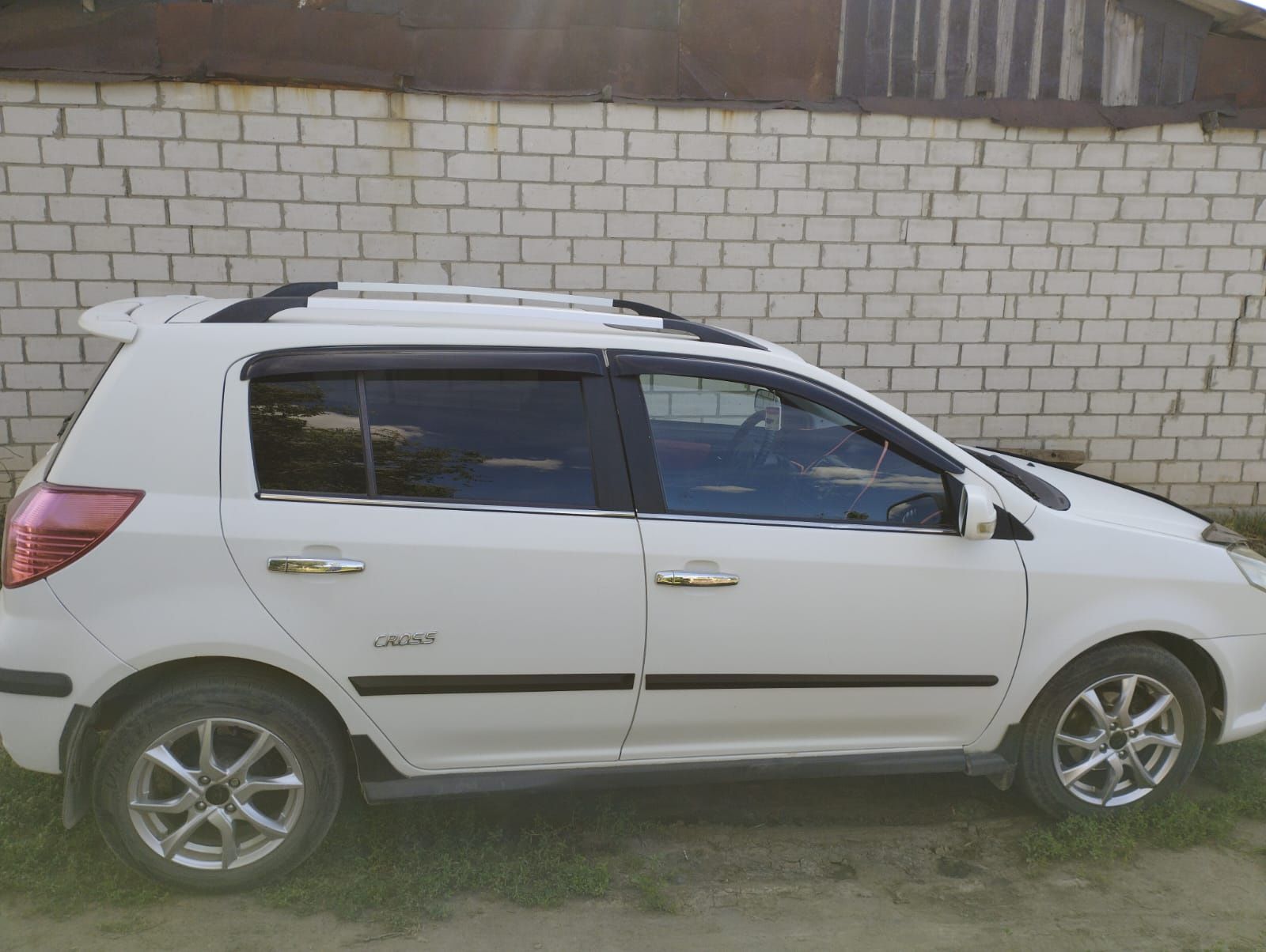 Geely mka  kross