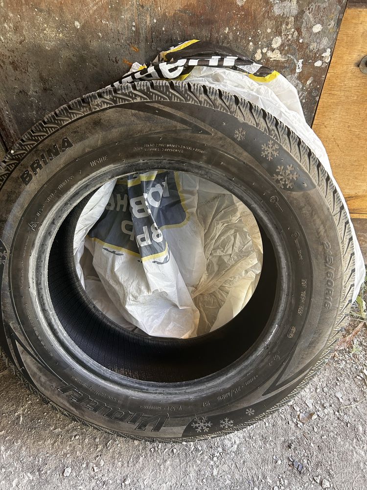 Шины всесезонка 215/60R16