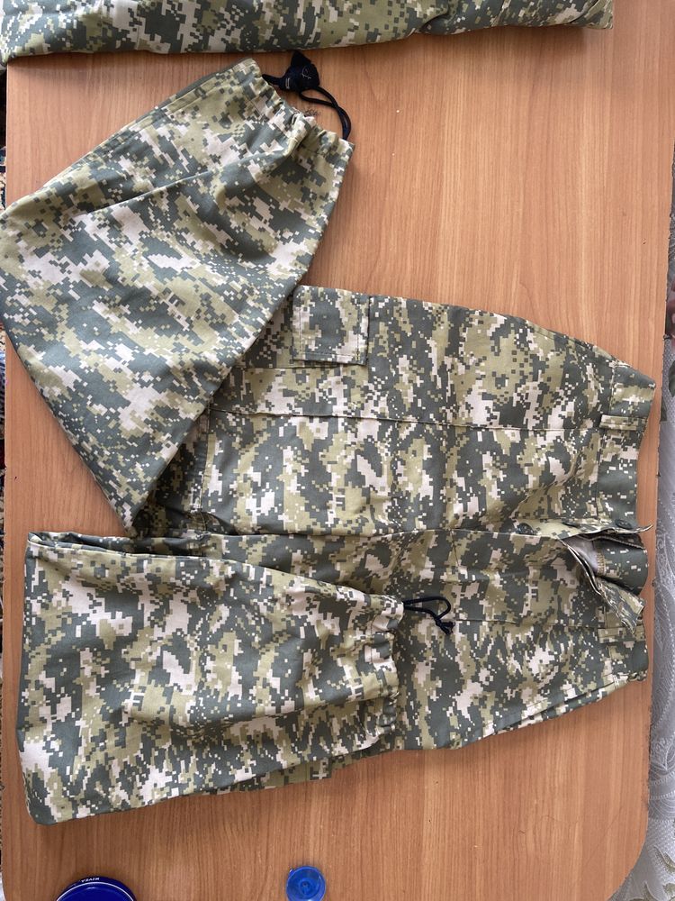 продам военную форму для старшекласника