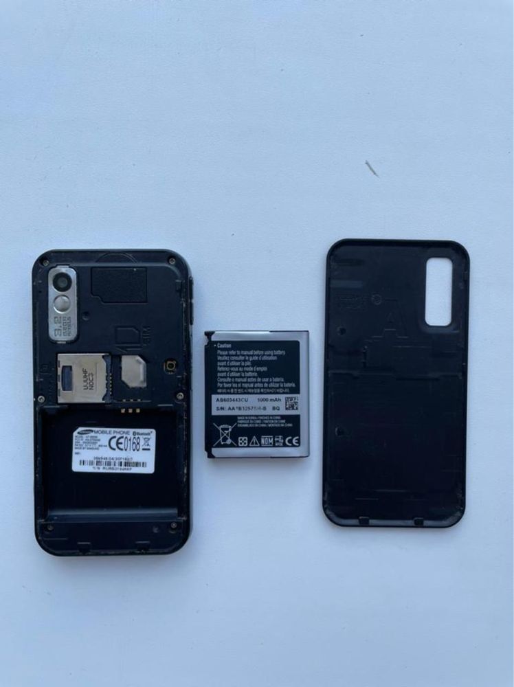 Сенсорный телефон Samsung GT-S5230