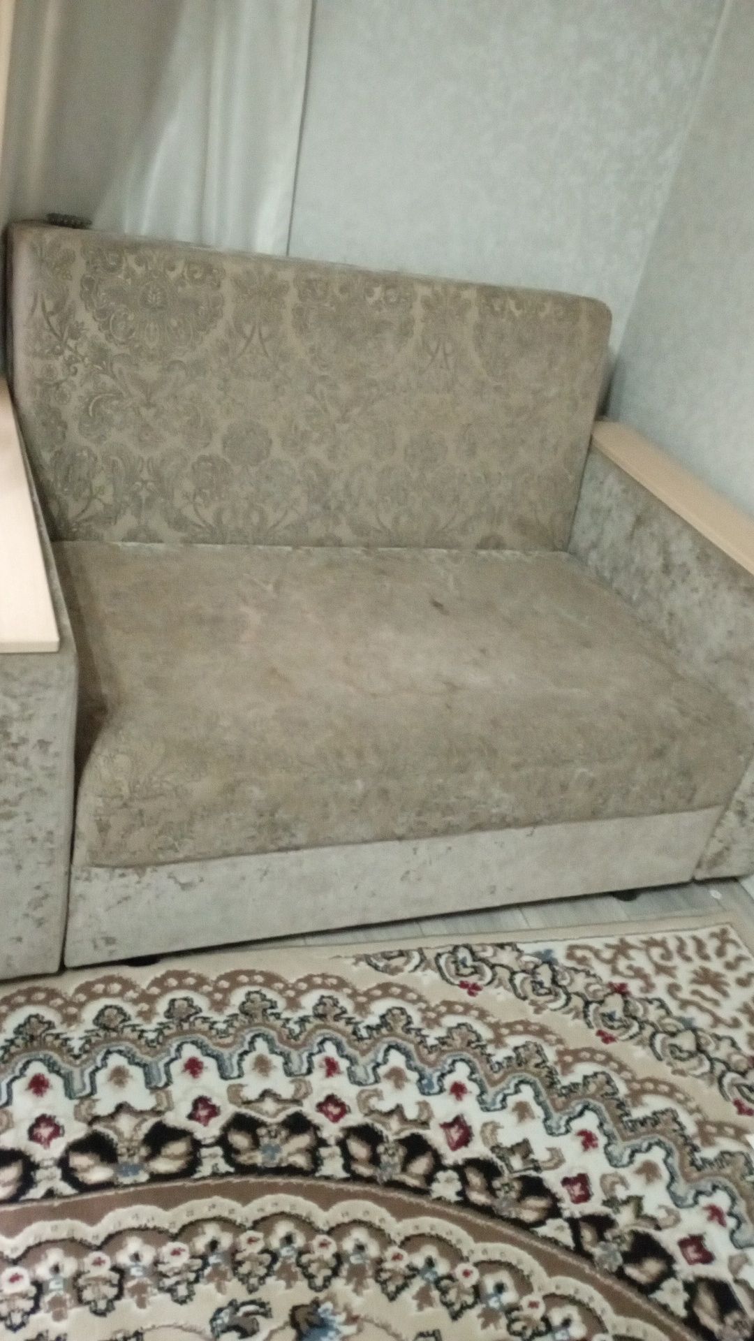 Продам диван раскладной