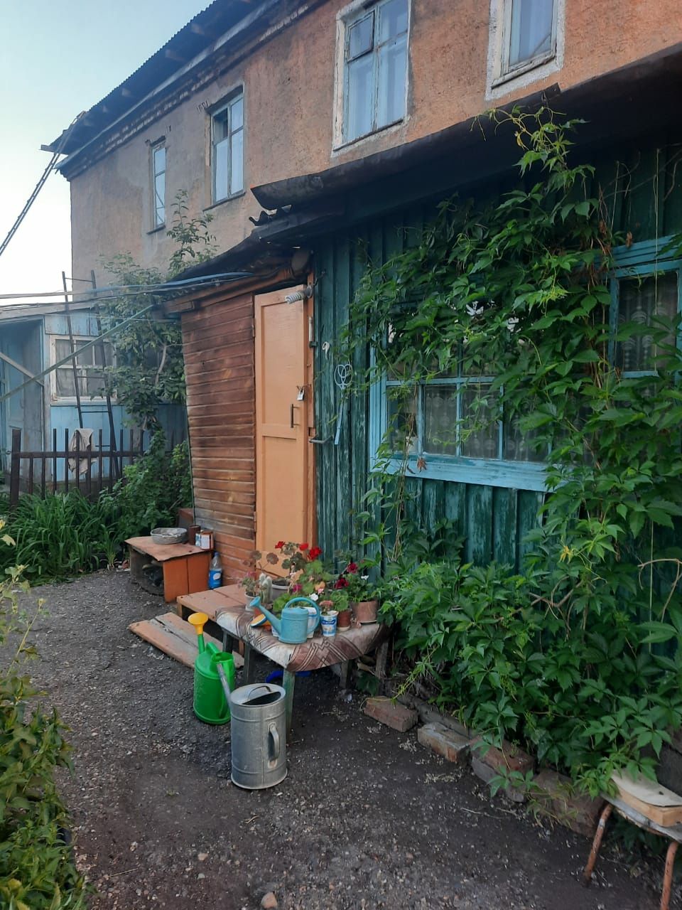 Продам двухэтажный дом в Винном.