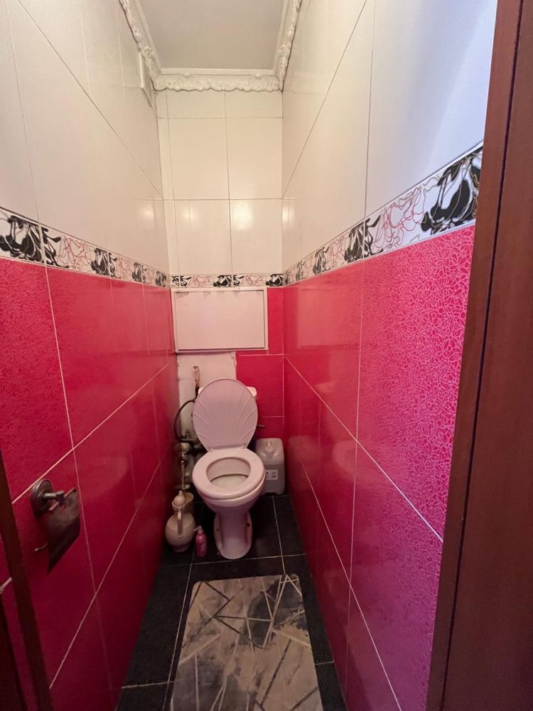 Продам 4 комнатную квартиру