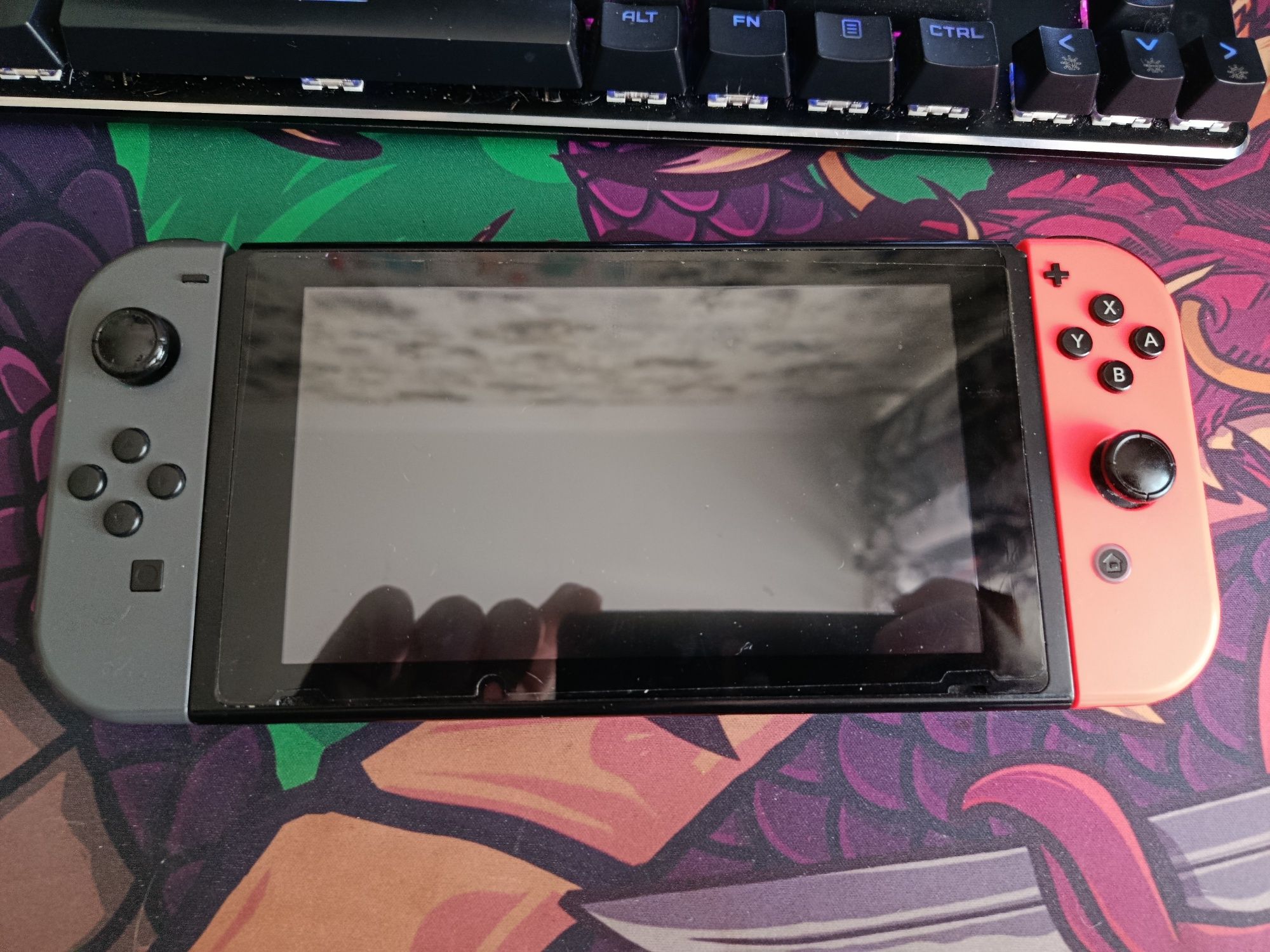 продам Nintendo switch