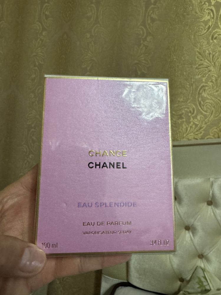Парфюм от Chanel , 100 ml
