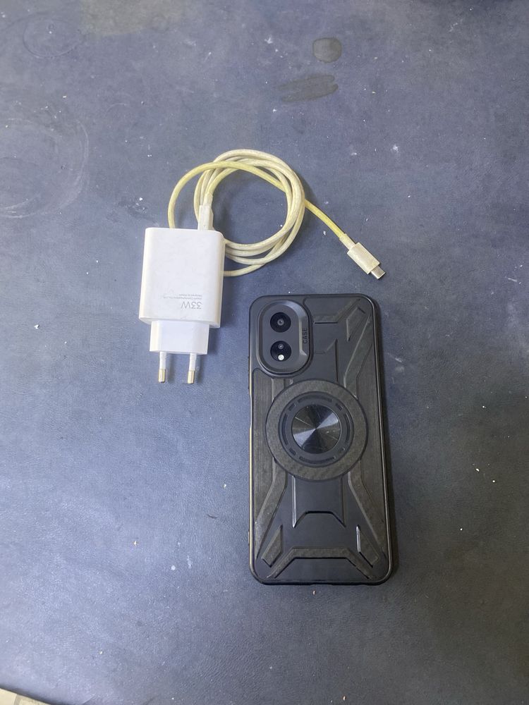 Продам смартфон OPPO A18