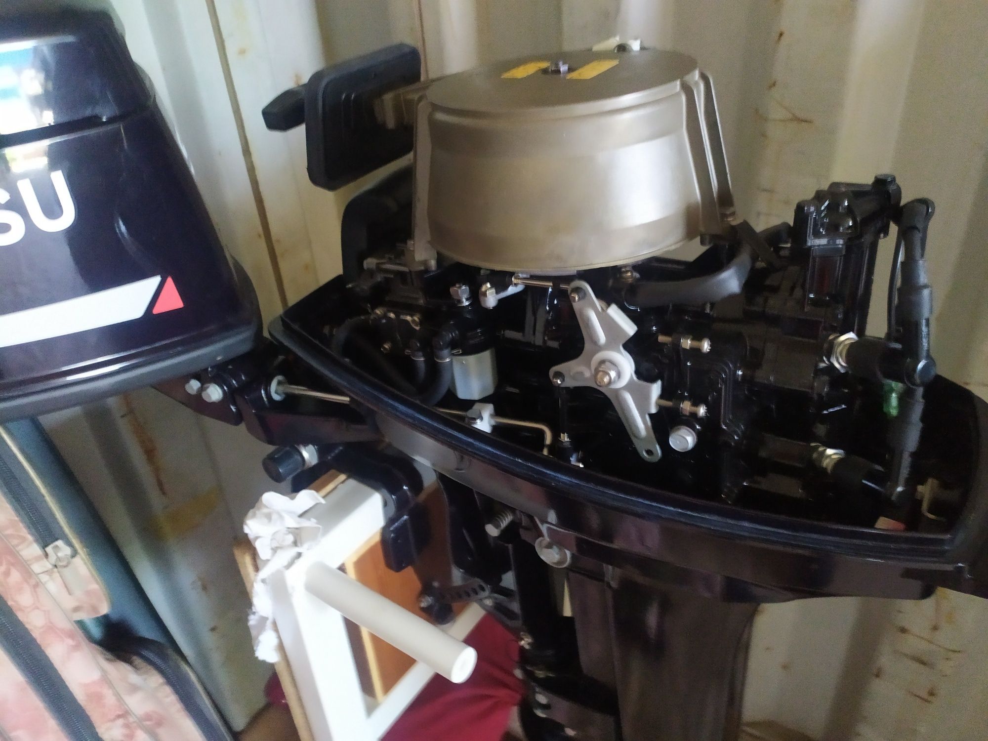 Продам лодку ПВХ и мотор Tohatsu M18E2S
