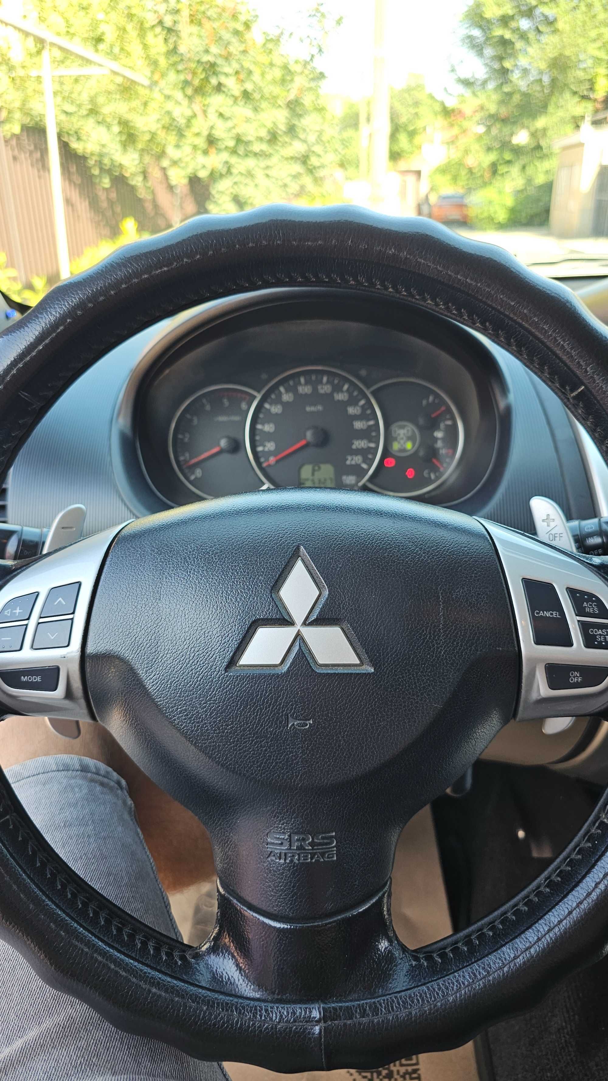 Mitsubishi Pajero Sport 2013