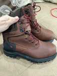Продам спец обувь, бренд Redwings, новые,размер 39