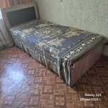 Продам кровать с матрасом