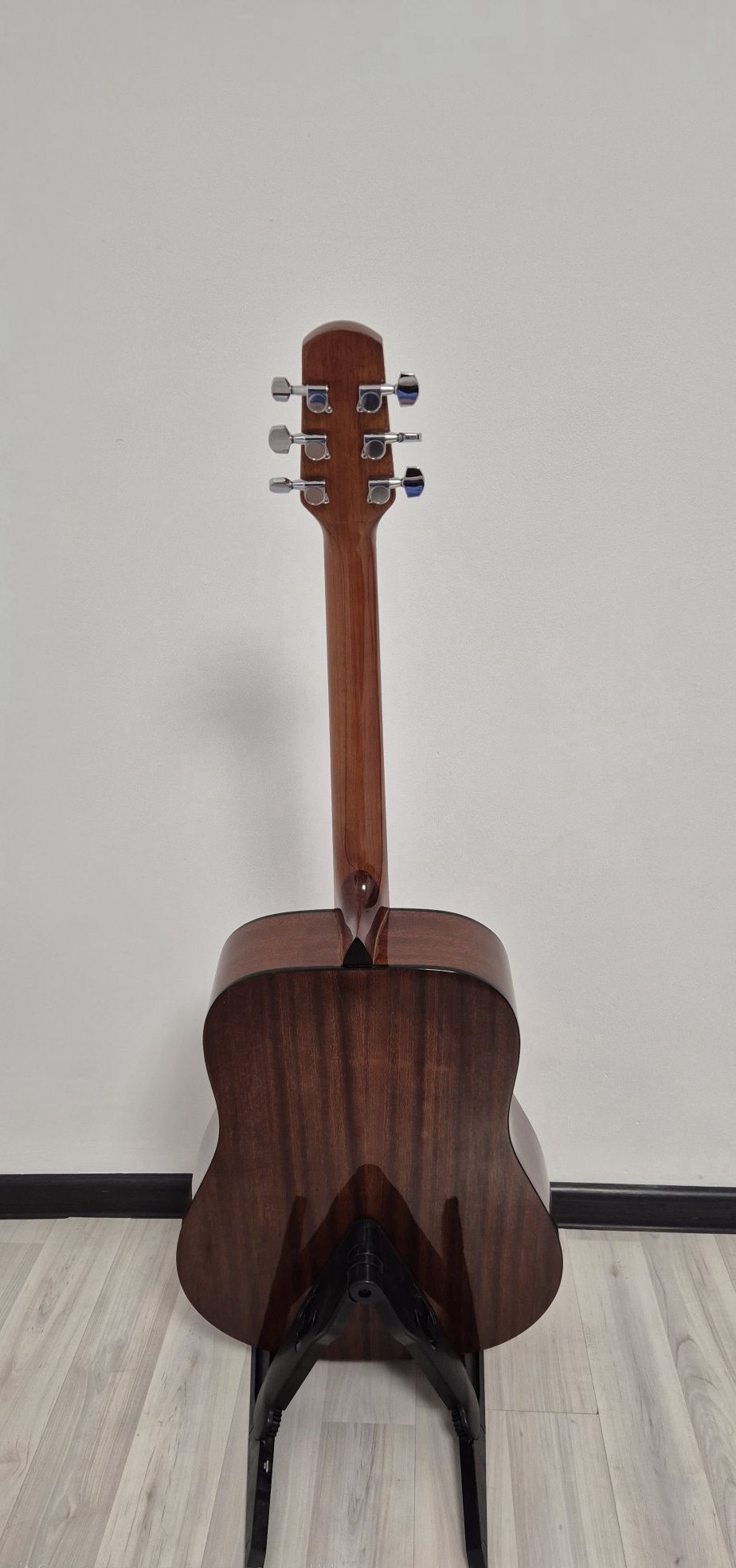 Гитара Walden CD350SN