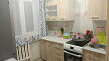 Продам 2 комн квартиру в в 6мкр 40 дом