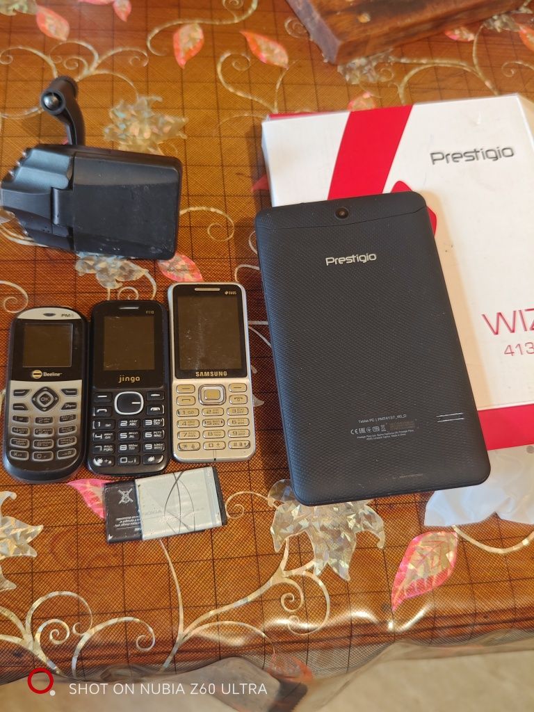 Продам видеорегистратор,телефоны,,планшет