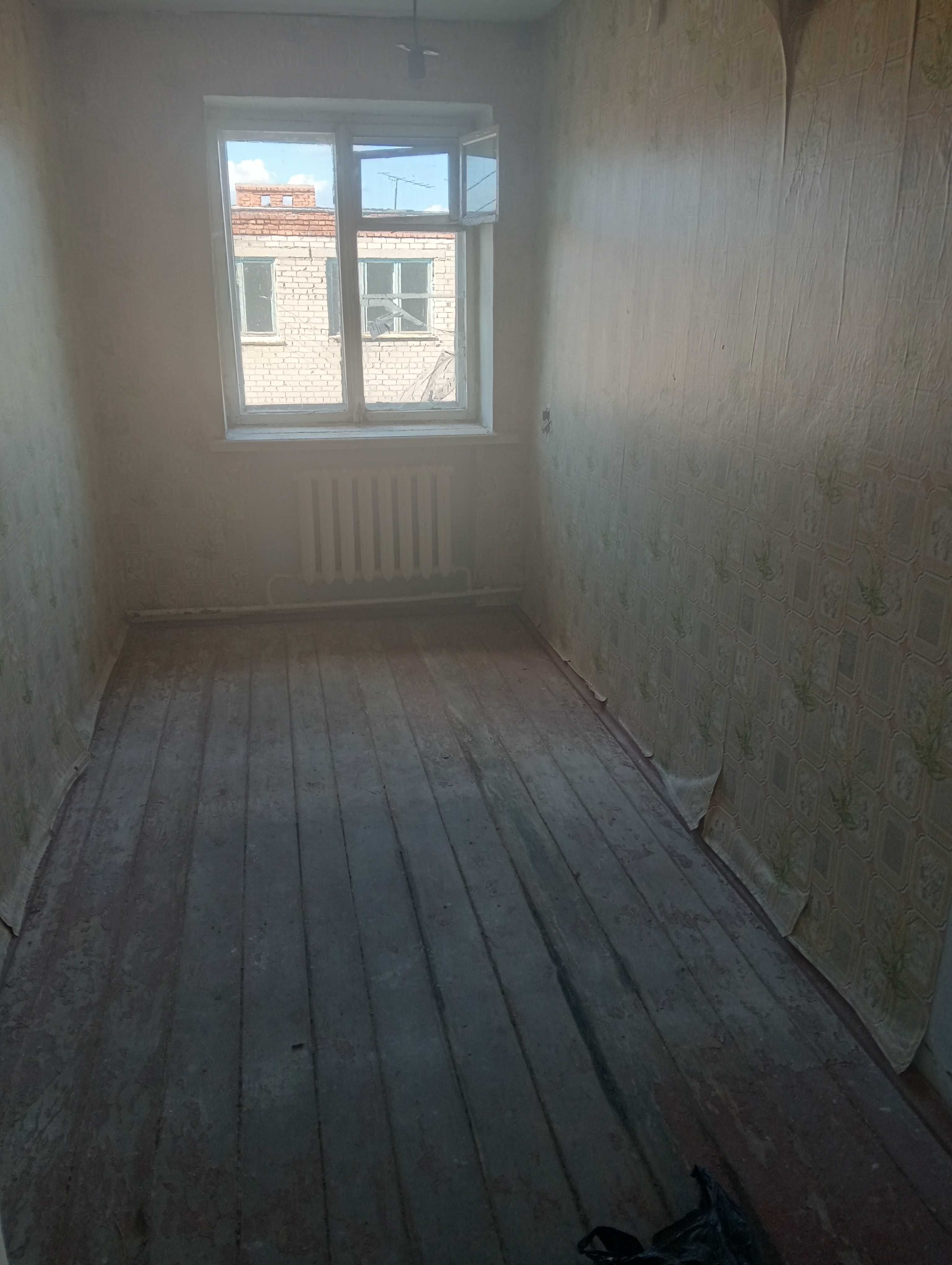 2 х комнатная квартира в поселке Прииртышск