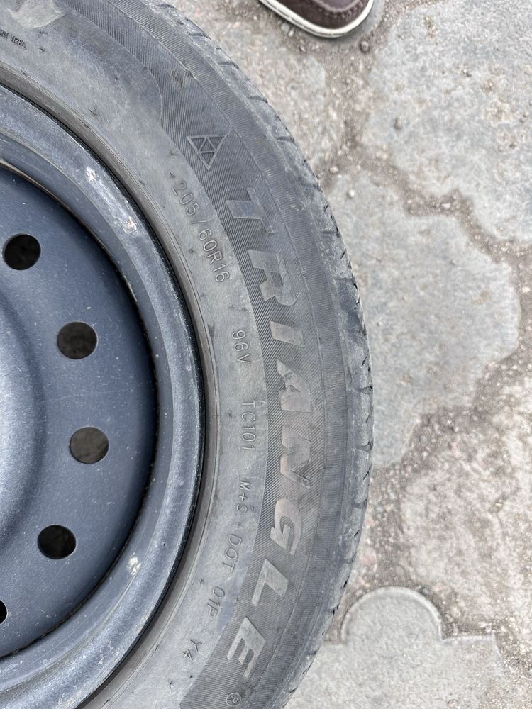 Колесо r16, Запаска 5*114.3 r16,  тойота , митсубиси , ниссан