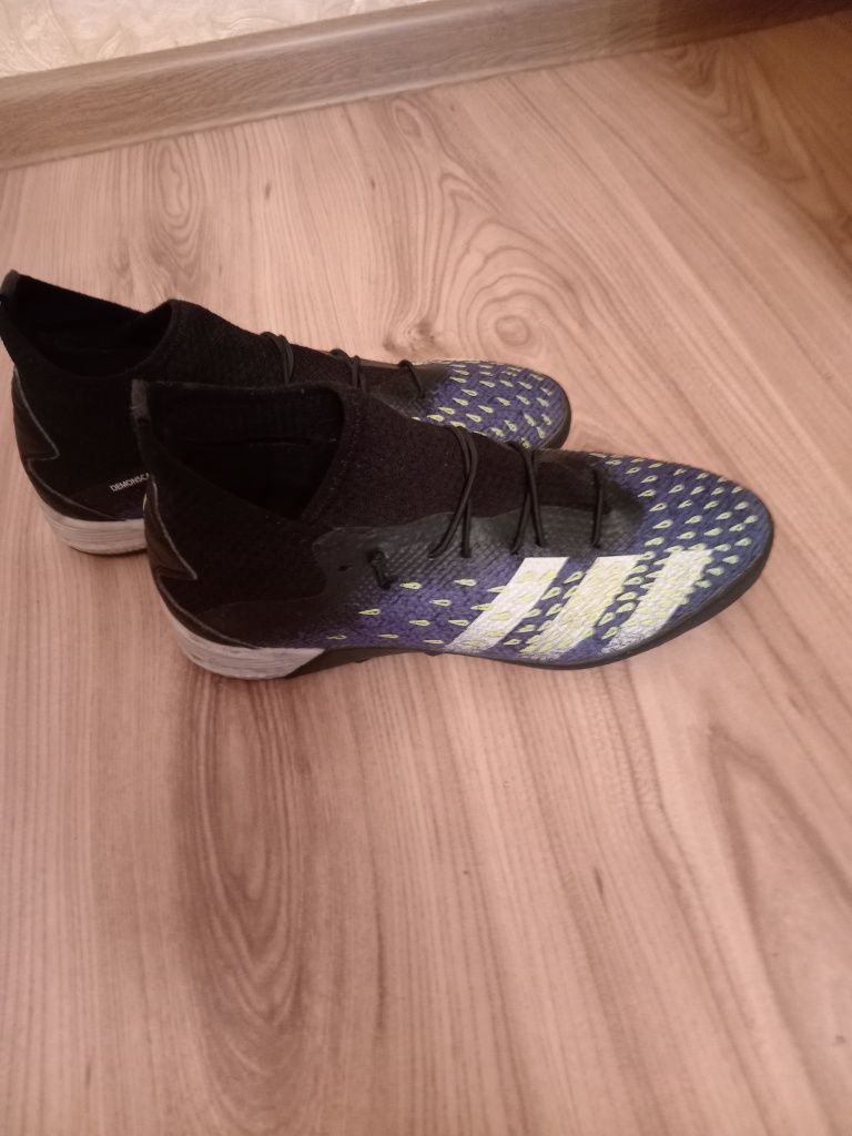 Сороконожки predator, nike