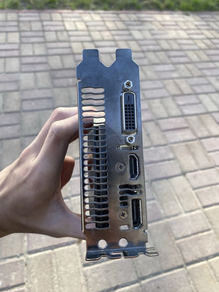 ASUS GTX 1050 Ti 4GB
