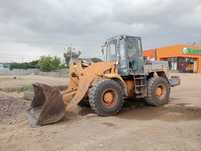 Продам погрузчик 2 куба матор новый куплен с магазина