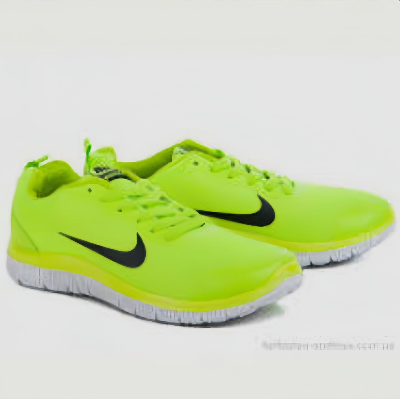 Продаю беговую кроссовку Nike free 4.0