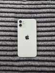 Продам белый Iphone 11