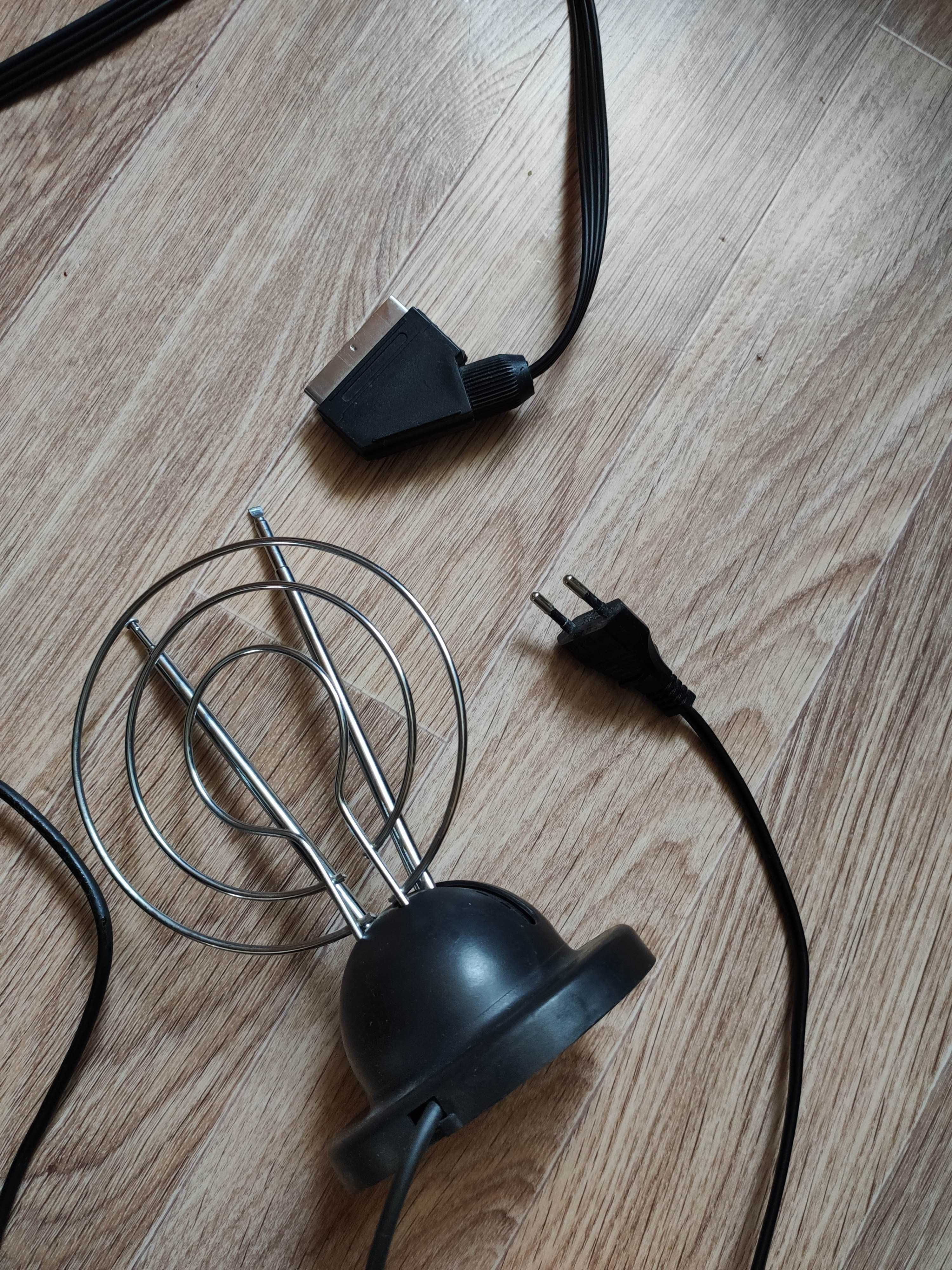 Телевизор цветной philips