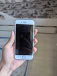 Продаю iPhone 8 - 64 ГБ