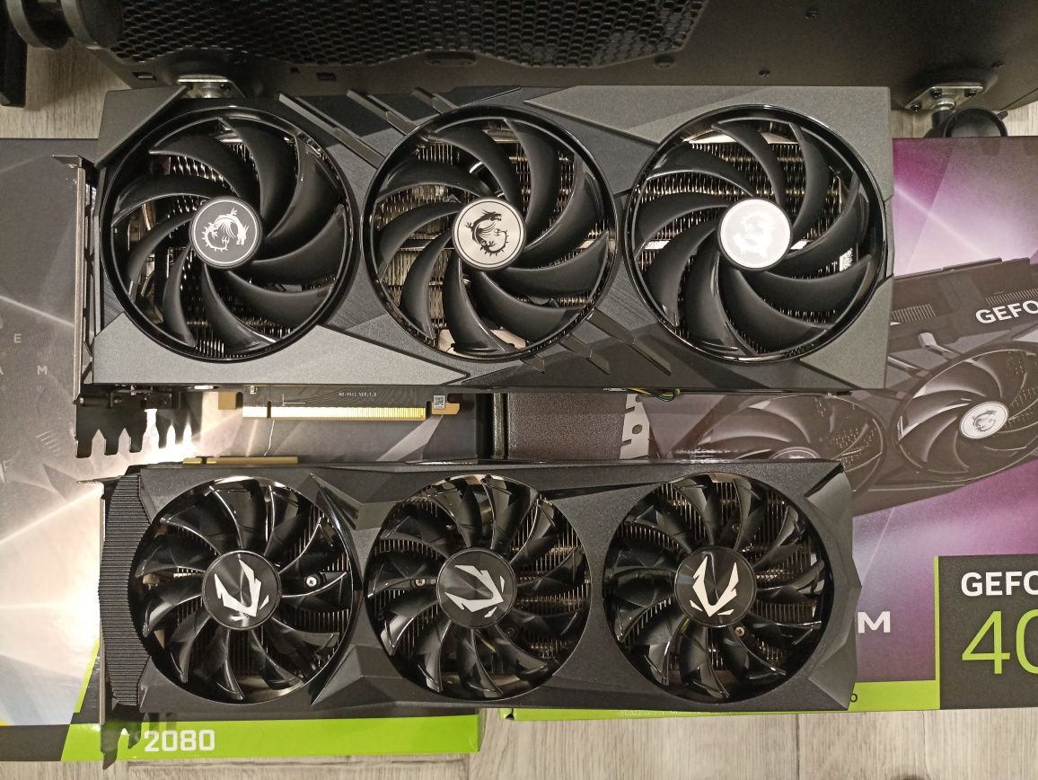 Видеокарта Zotac GeForce RTX 2080 AMP