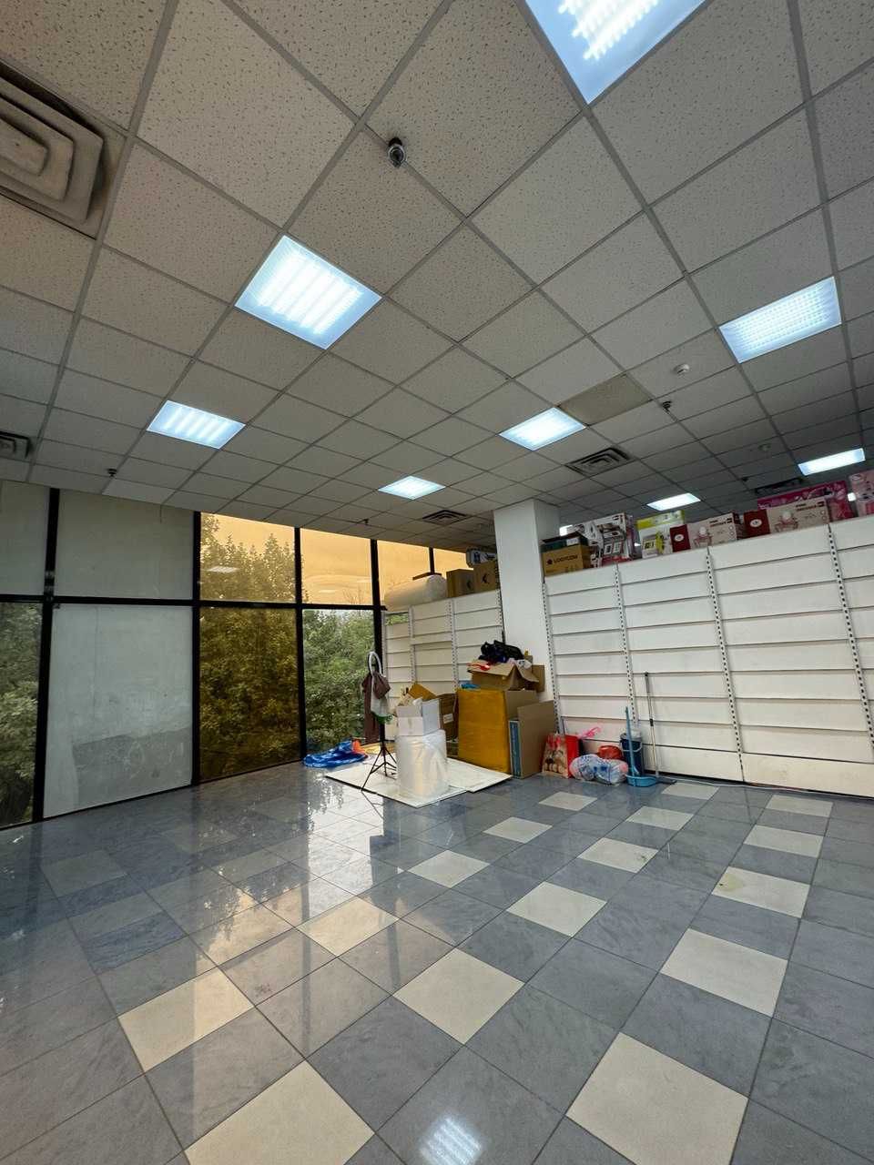 Аренда бутика в Алматы. Толе би 70 Детский мир