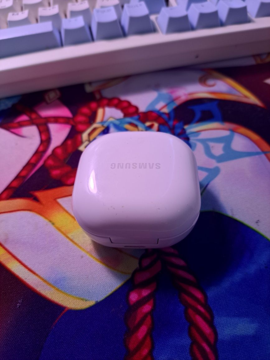 Galaxy Buds FE левый наушник очень тихий