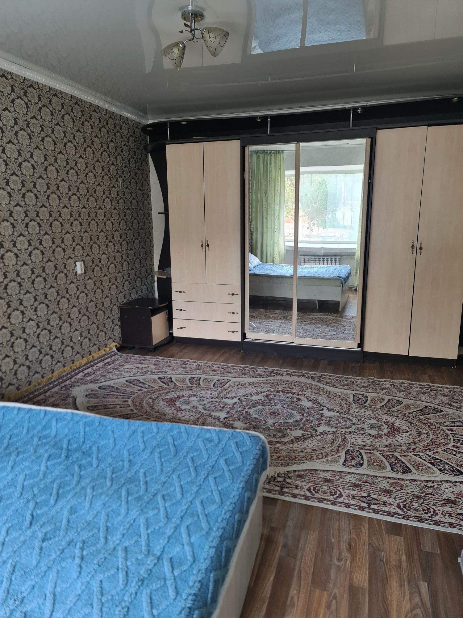Сдам посуточно почасовой 1 комнатную квартиру