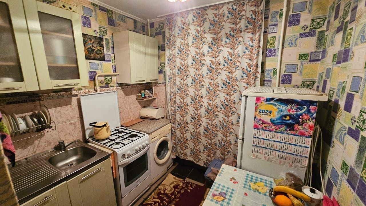 Продам 2 комнатную квартиру.
