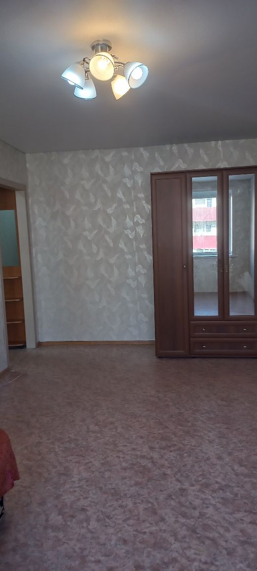 1 комн квартира район Бензострой