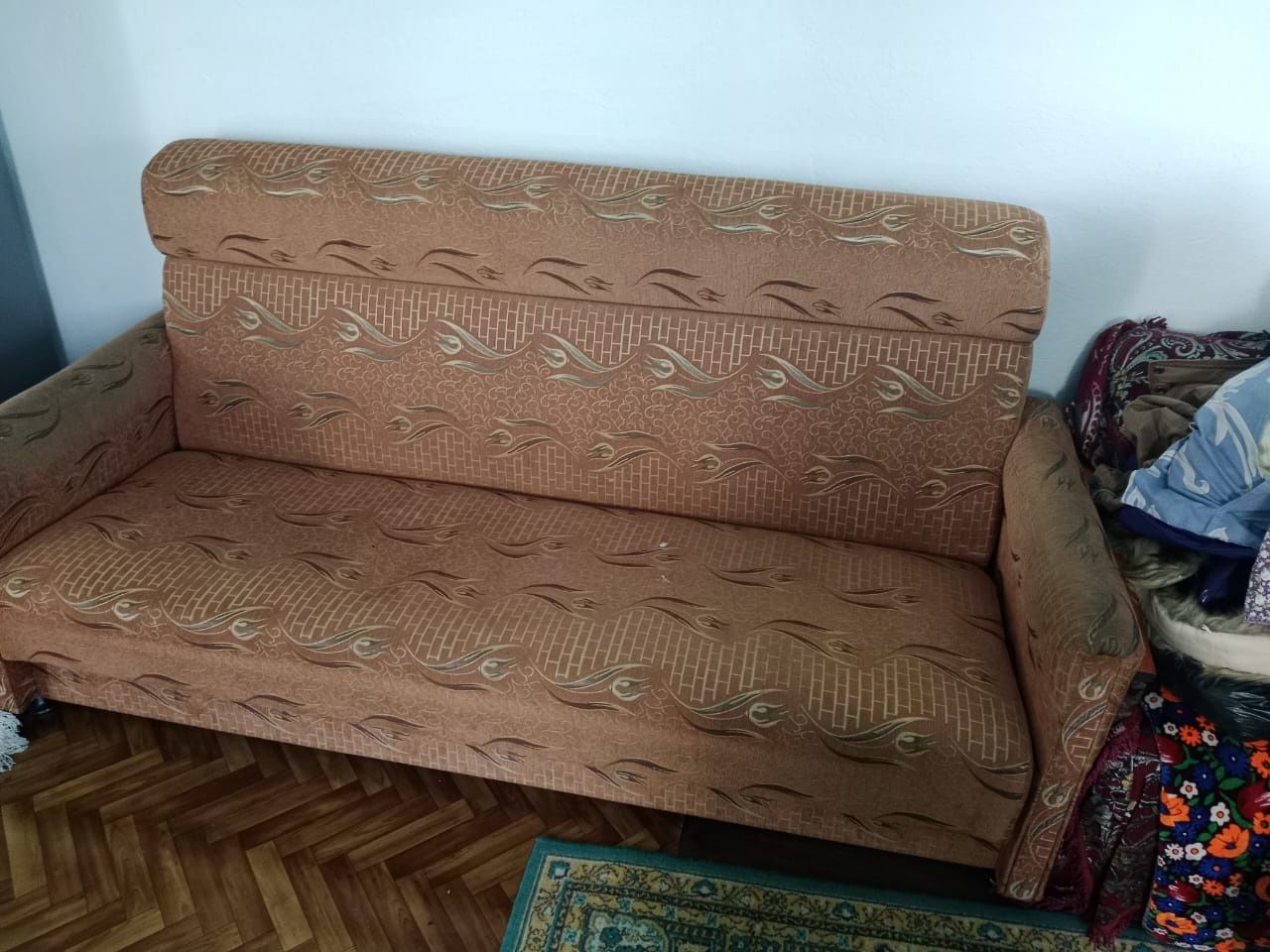 Диван с креслами