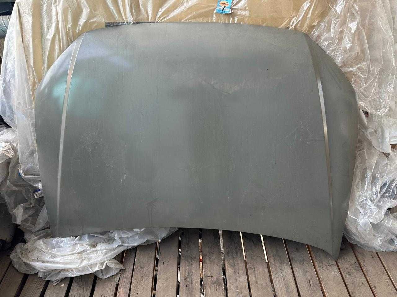 Запчасти по кузову на Volkswagen Polo