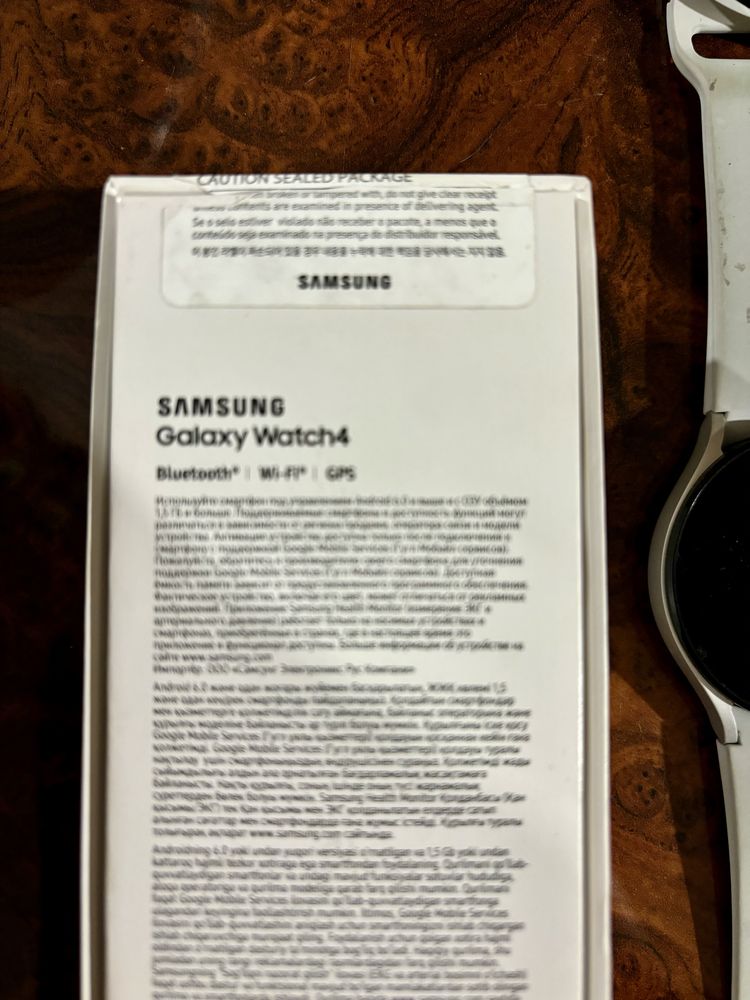 Смарт часы Galaxy watch4