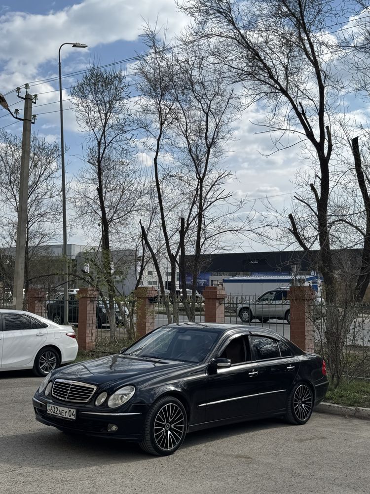 Продам машину срочно