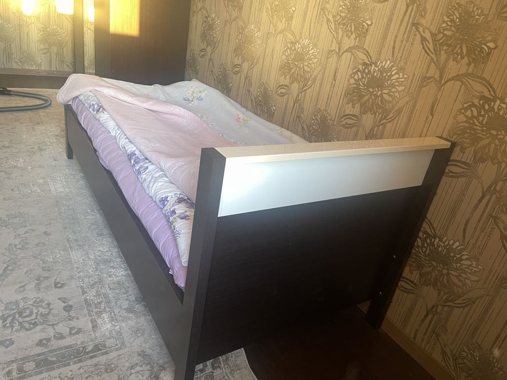 Спальная гарнитура